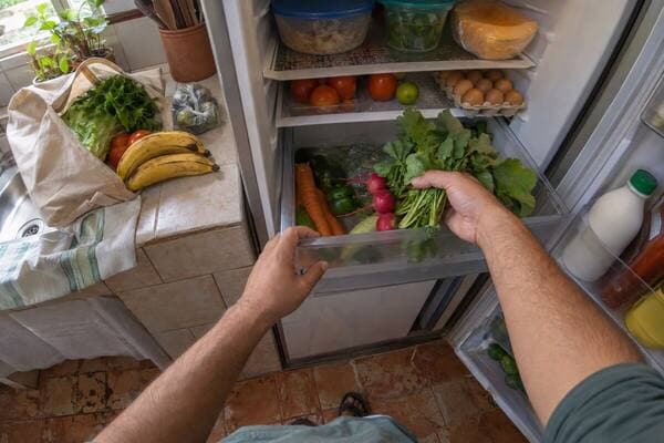 First-person view: put groceries away